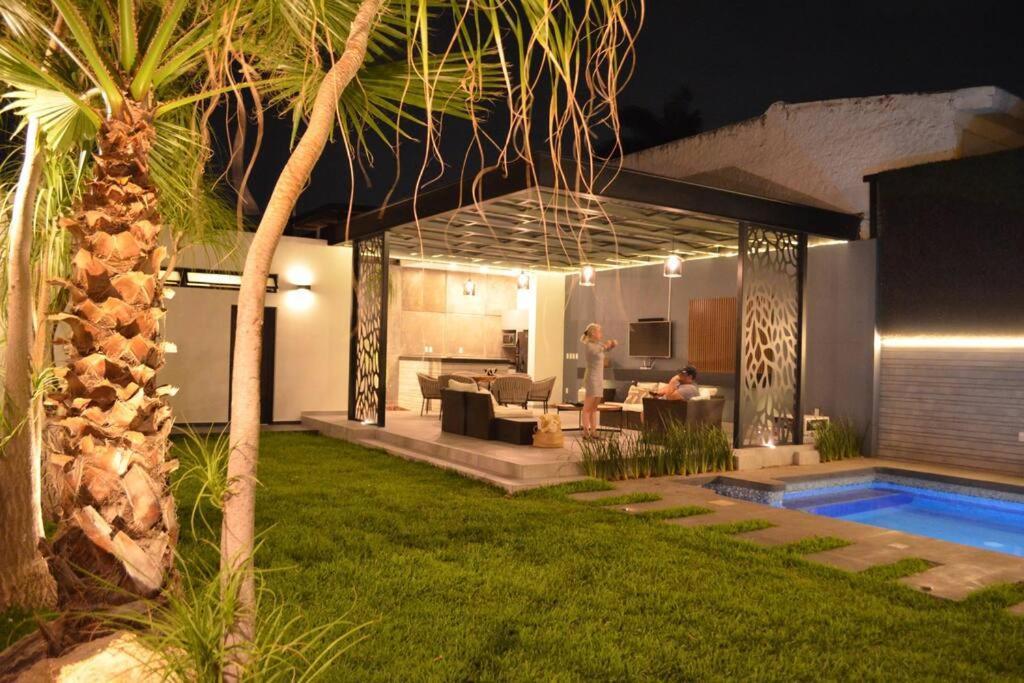 Vila Casa Familiar Con Alberca Privada Climatizada Guadalajara Exteriér fotografie